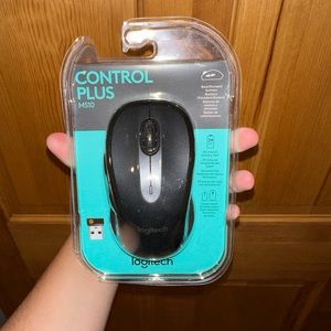 Control Plus Logitech M510 Wireless Computer Mouse